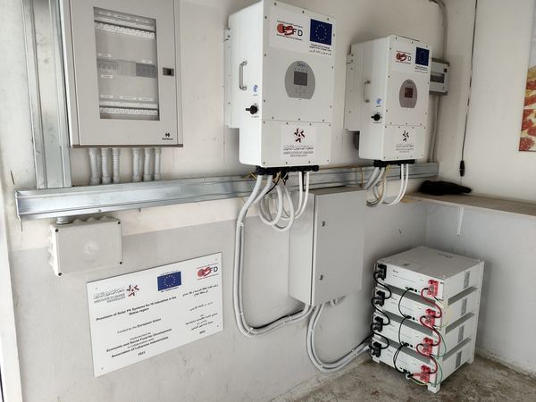 Inverters, board and batteries